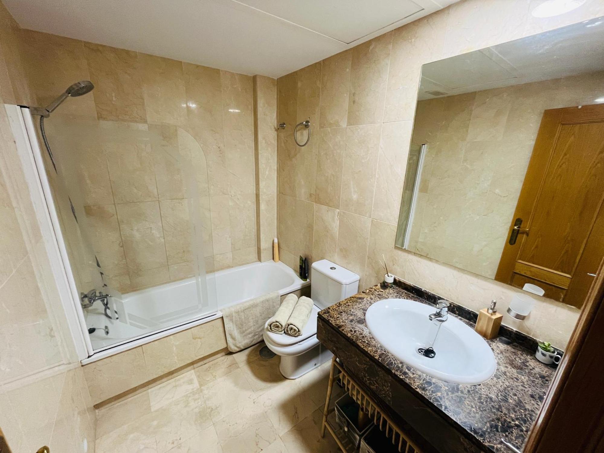 Апартаменты Piso En Zona Tranquila De - Torrequebrada Golf Бенальмадена Экстерьер фото