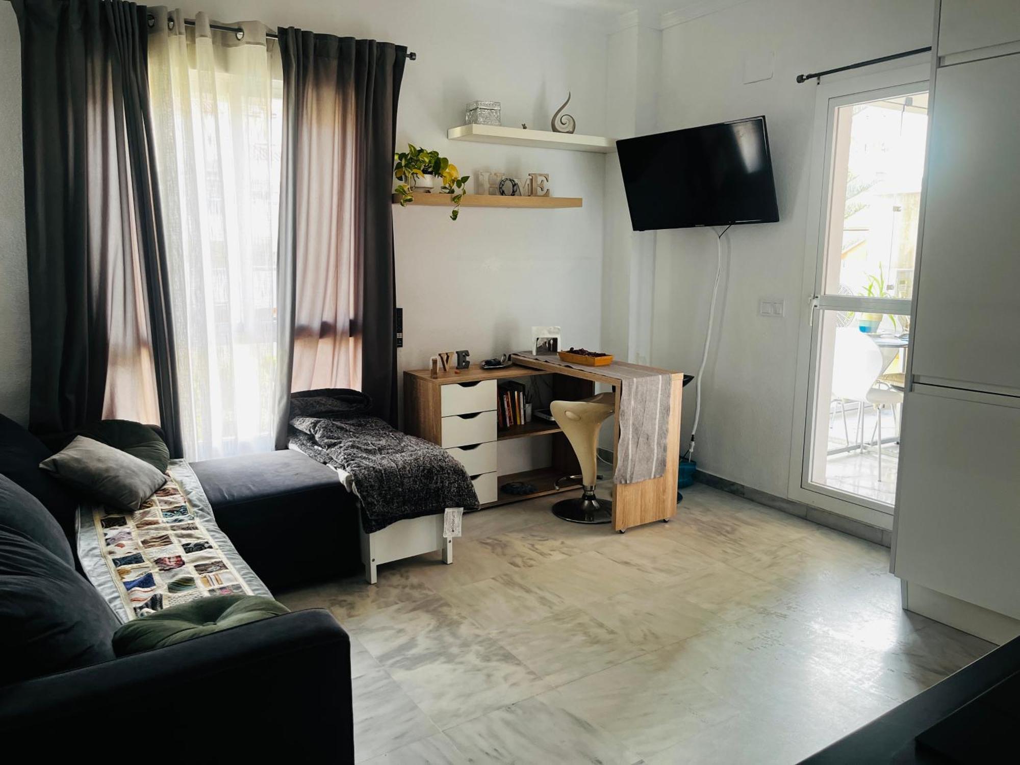 Апартаменты Piso En Zona Tranquila De - Torrequebrada Golf Бенальмадена Экстерьер фото